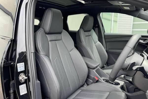 2024 Audi Q4 e-tron 55 F4