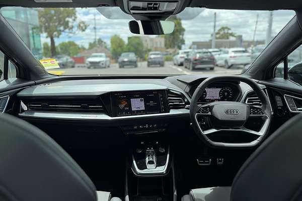 2024 Audi Q4 e-tron 55 F4