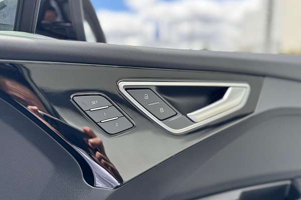 2024 Audi Q4 e-tron 55 F4