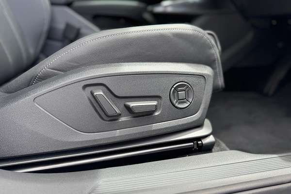 2024 Audi Q4 e-tron 55 F4
