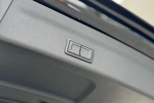 2024 Audi RS6 Performance C8