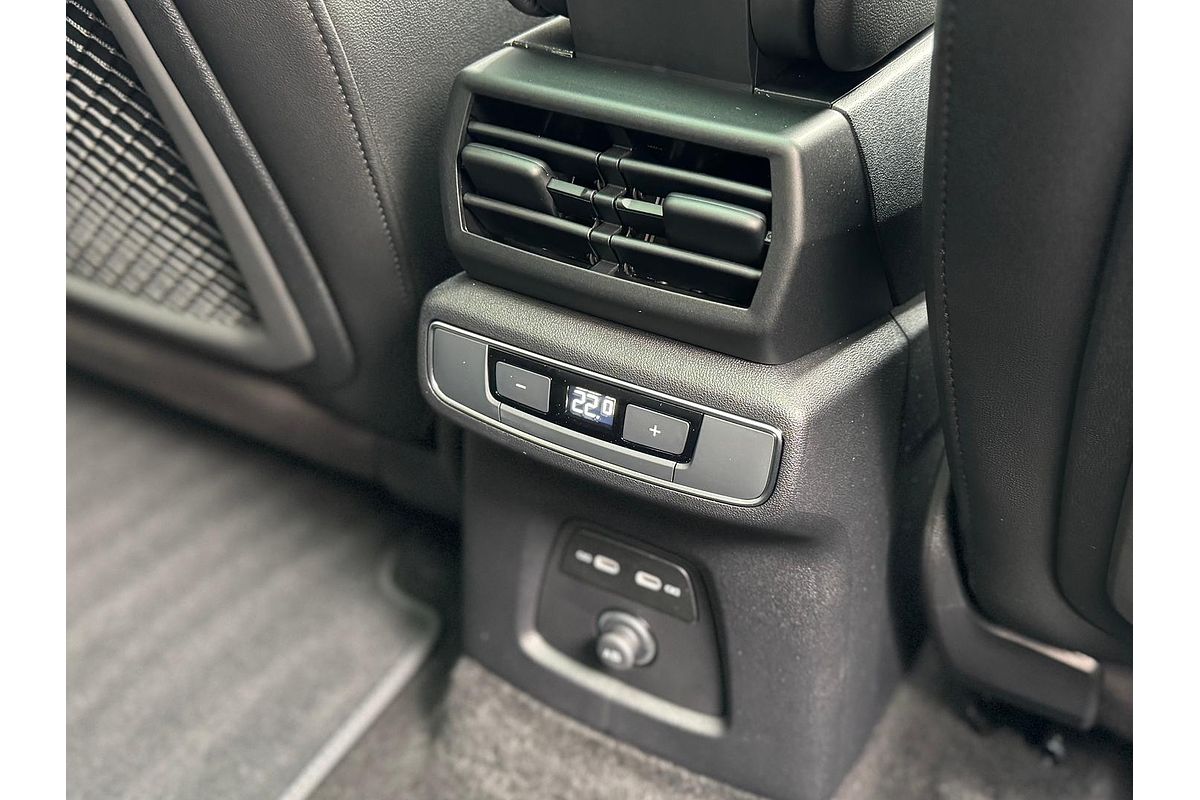 2024 Audi Q4 e-tron 45 F4