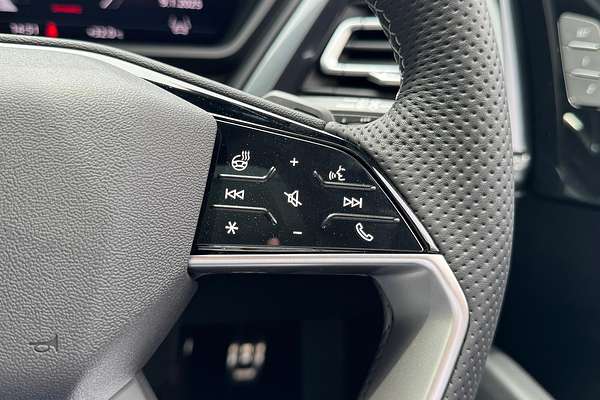 2024 Audi Q4 e-tron 55 F4