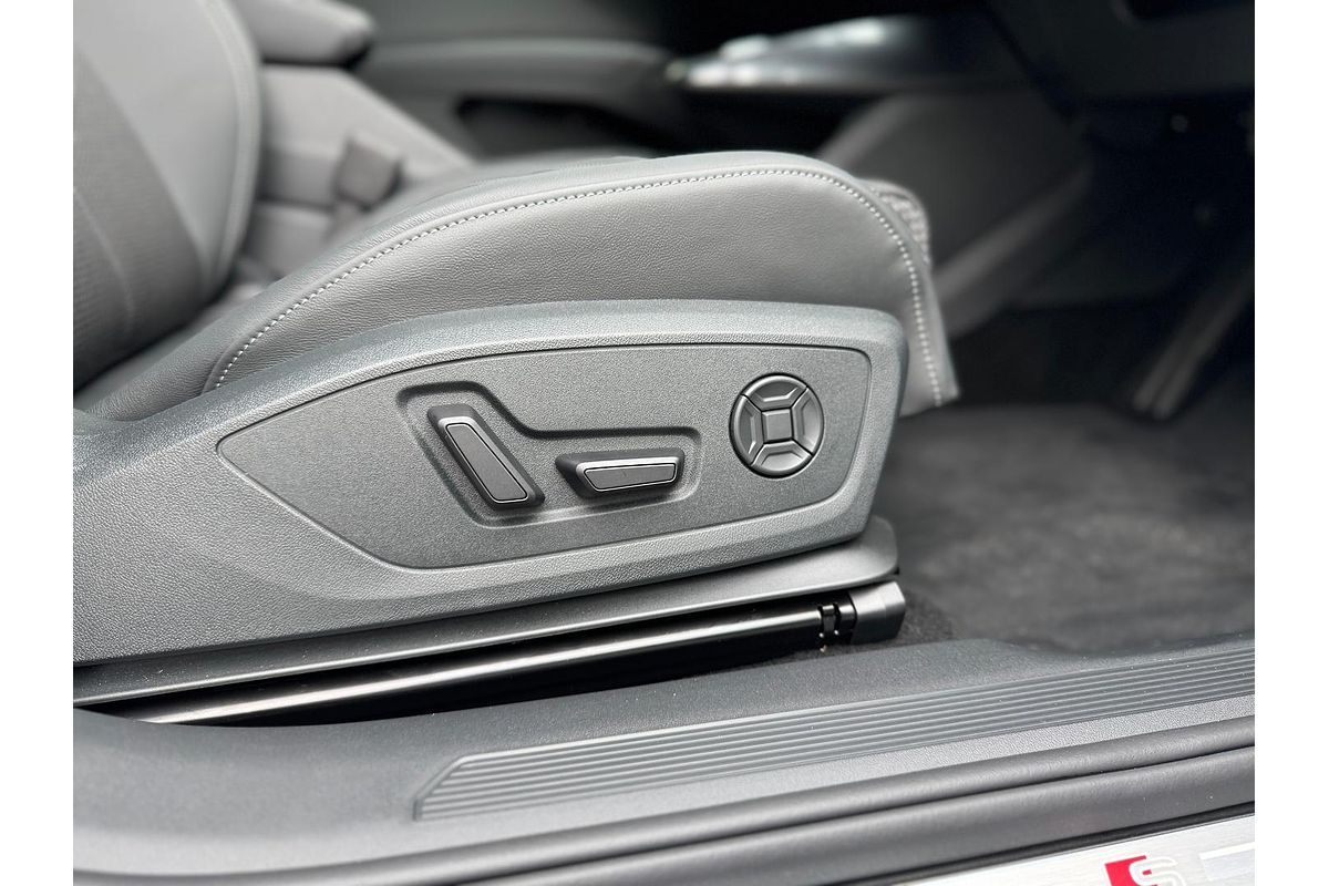 2024 Audi Q4 e-tron 45 F4