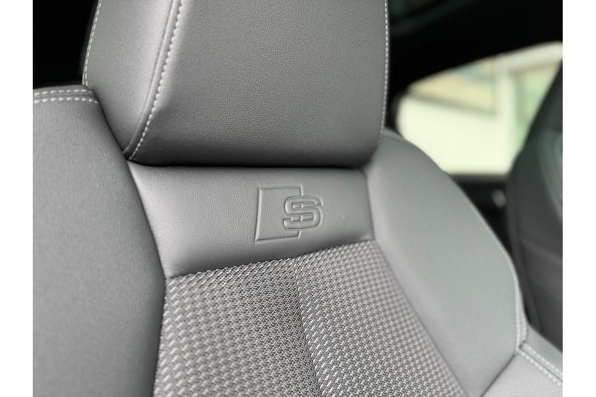 2024 Audi Q4 e-tron 45 F4
