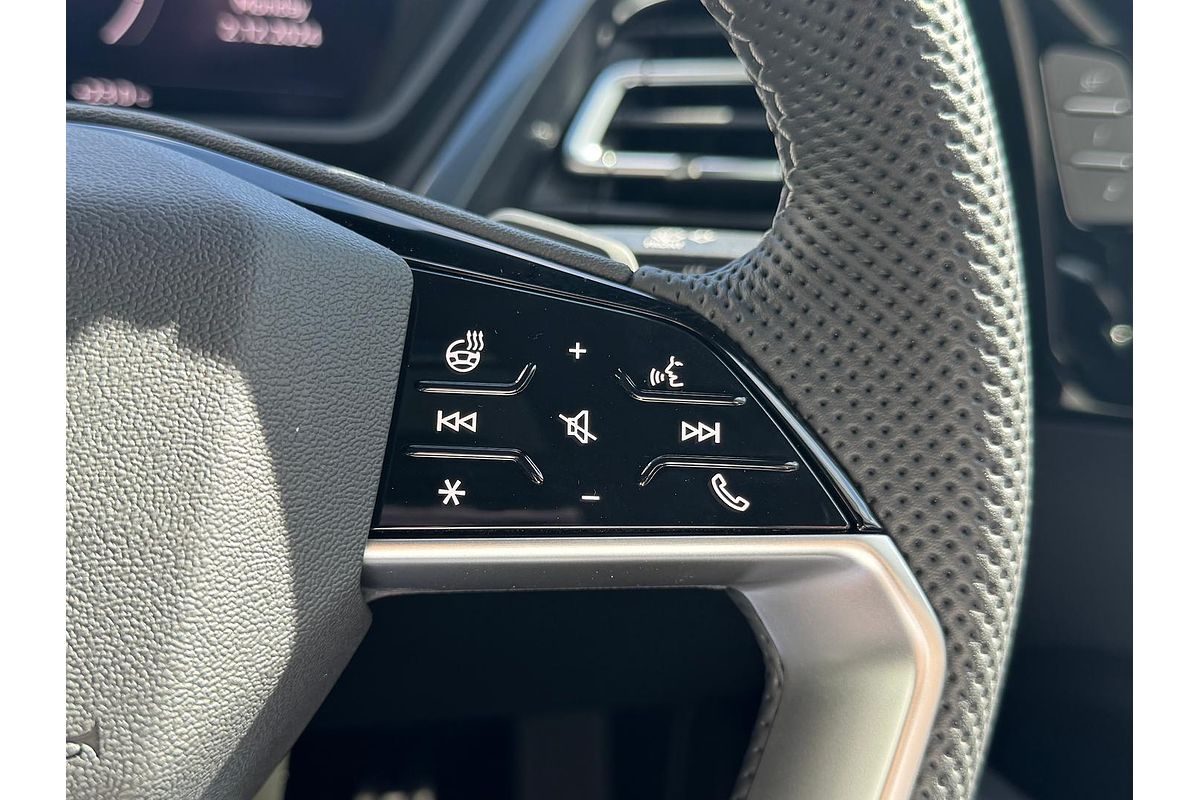 2024 Audi Q4 e-tron 55 F4