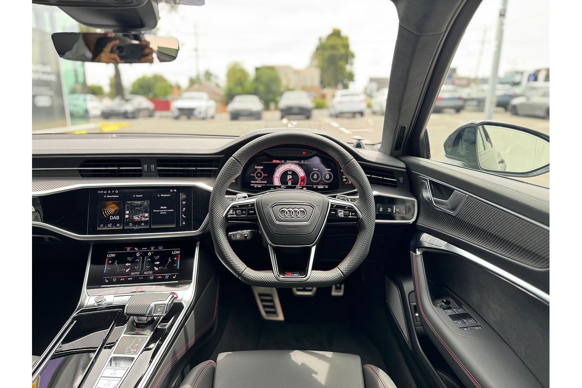 2024 Audi RS6 Performance C8