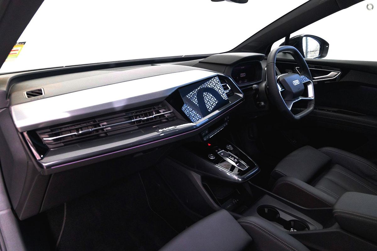 2024 Audi Q4 e-tron 55 F4