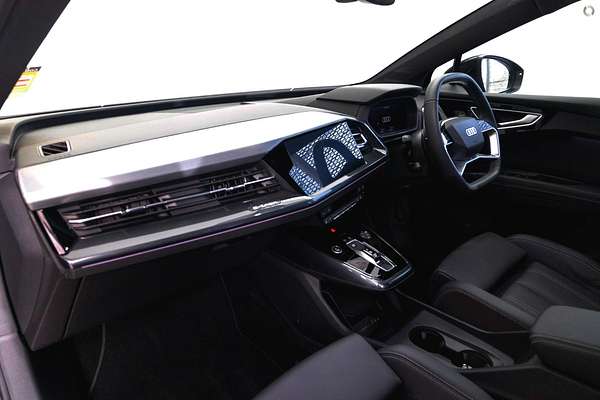 2024 Audi Q4 e-tron 55 F4