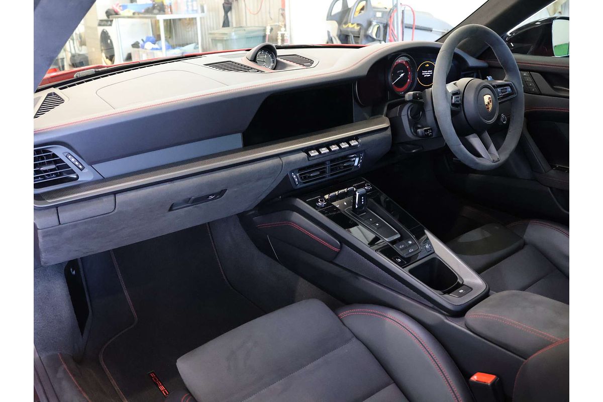 2023 Porsche 911 Carrera GTS 992