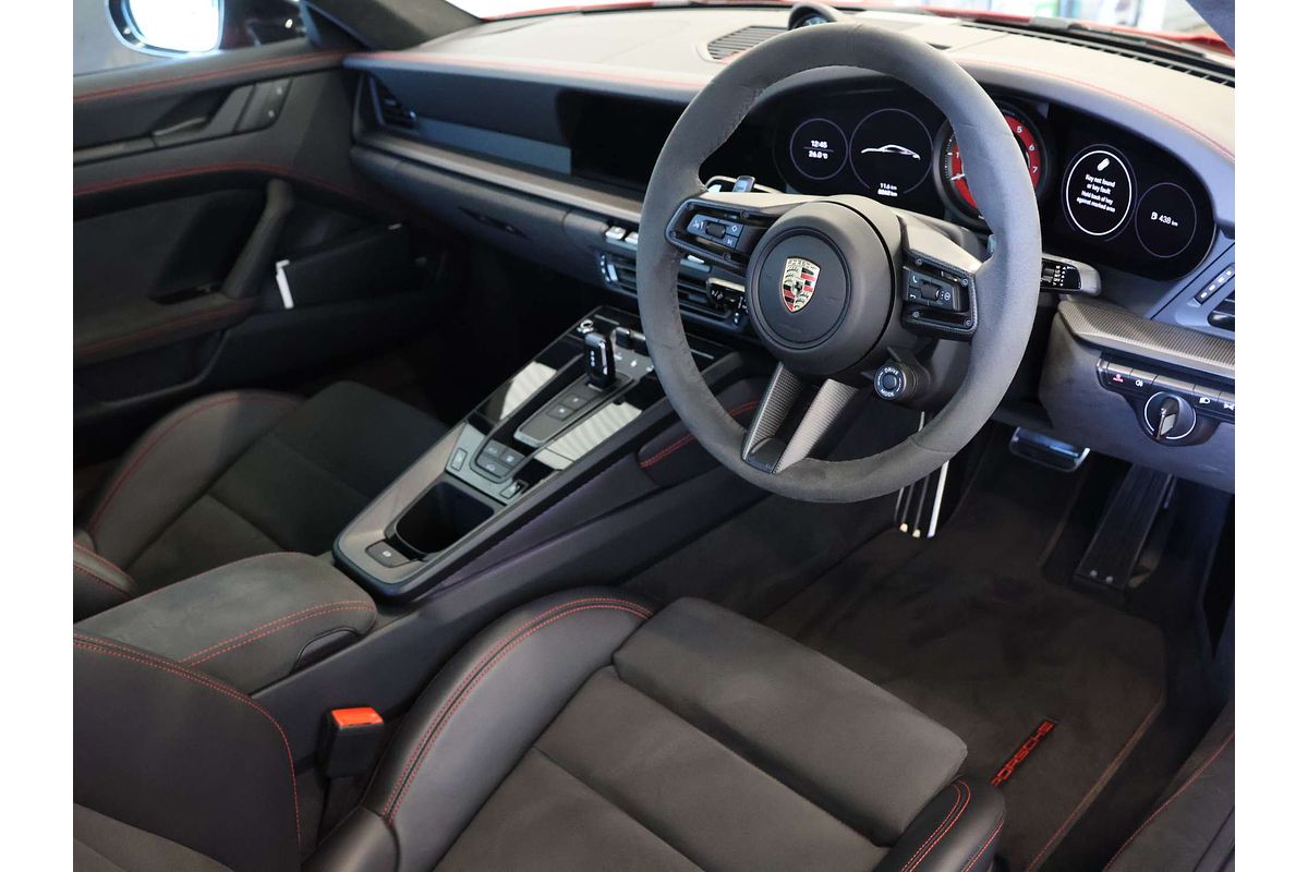 2023 Porsche 911 Carrera GTS 992