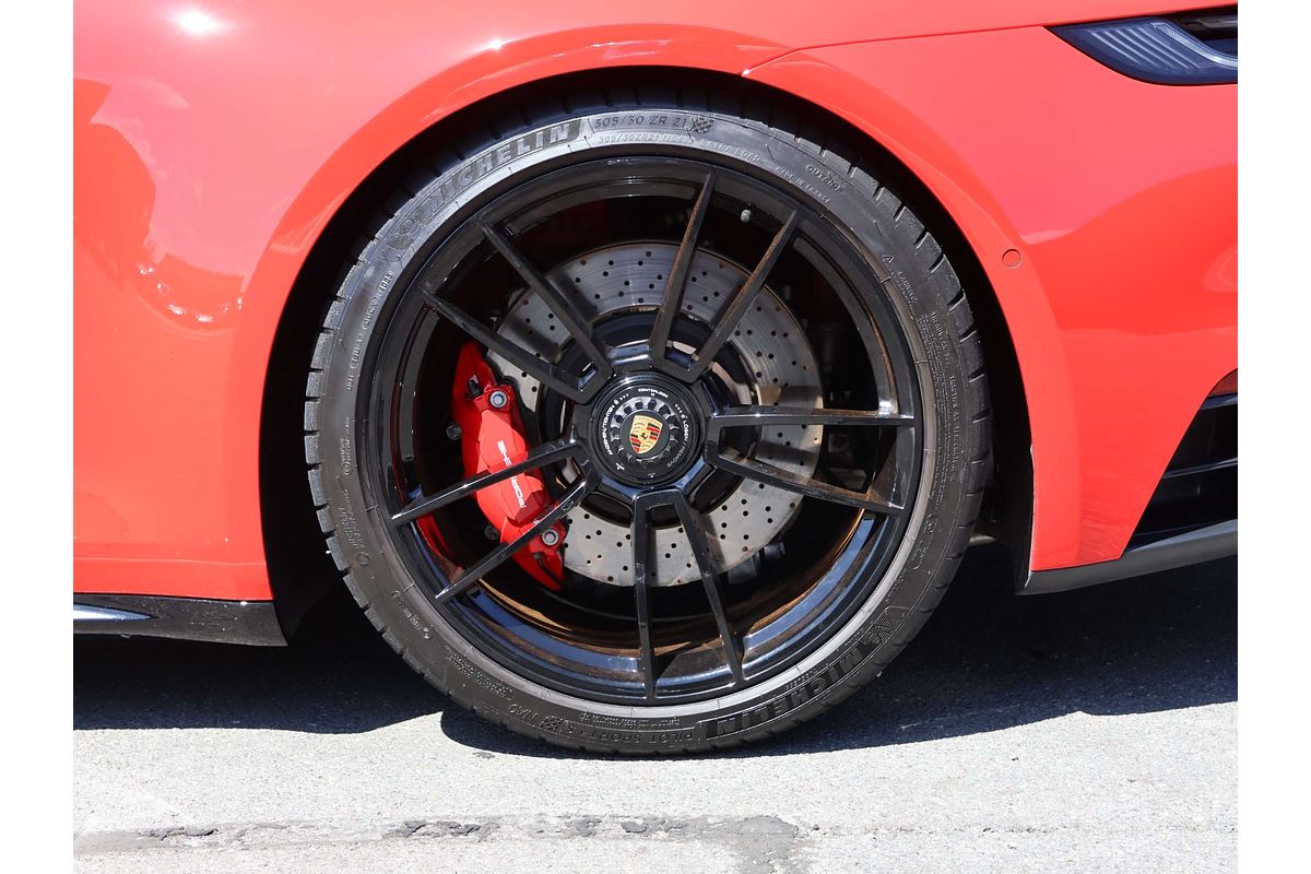 2023 Porsche 911 Carrera GTS 992
