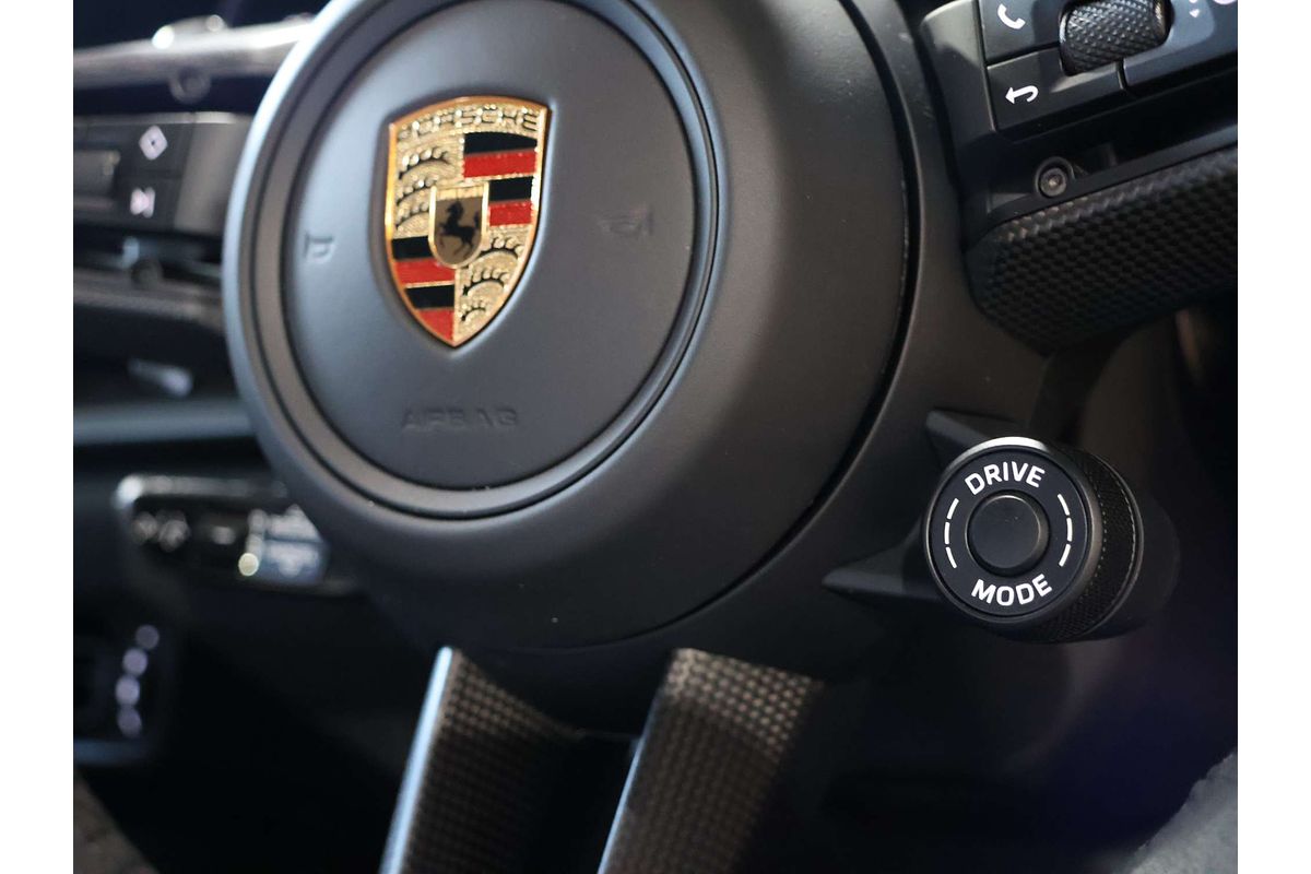 2023 Porsche 911 Carrera GTS 992