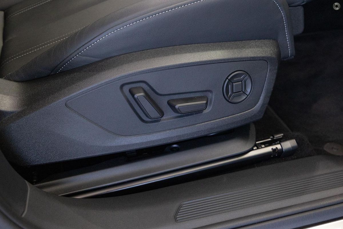 2024 Audi Q4 e-tron 55 F4