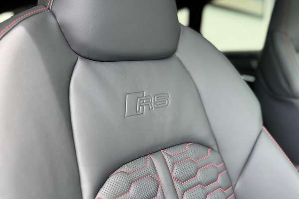 2024 Audi RS6 Performance C8