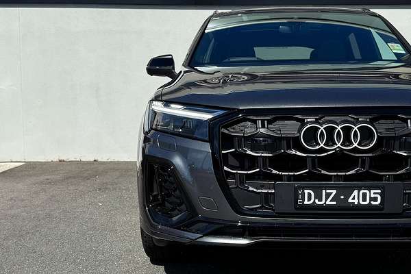 2024 Audi Q7 50 TDI S line 4M