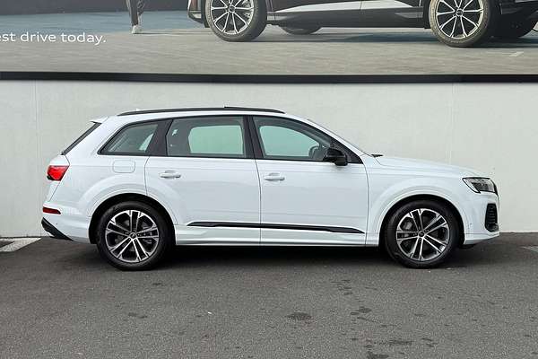 2024 Audi Q7 45 TDI 4M