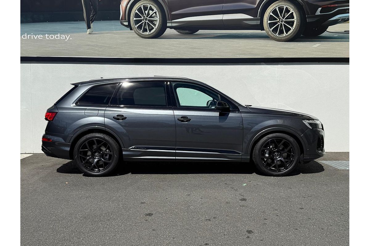 2024 Audi Q7 50 TDI S line 4M