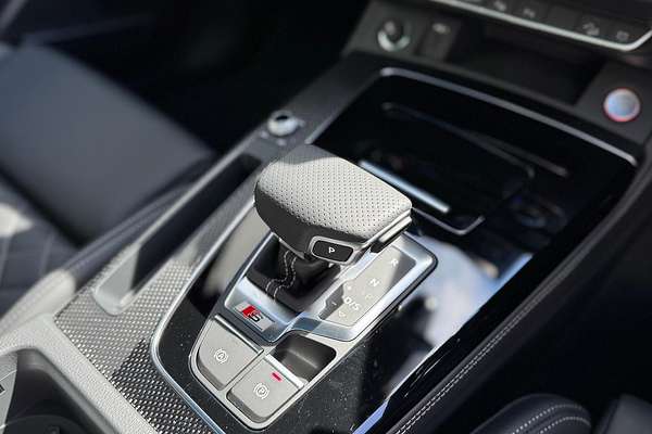 2024 Audi SQ5 TDI FY
