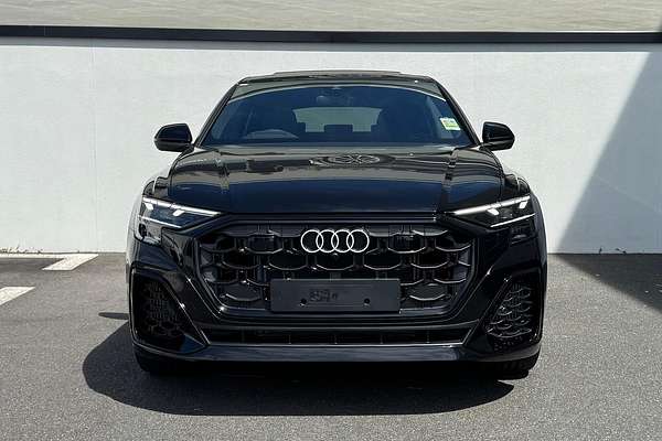 2024 Audi Q8 55 TFSI S line F1