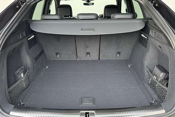 2024 Audi SQ5 TFSI FY