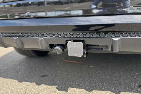 2024 Audi Q8 55 TFSI S line F1