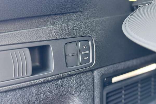 2024 Audi SQ5 TFSI FY