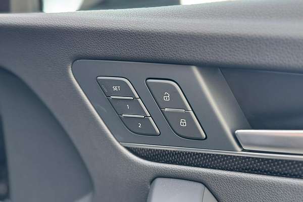 2024 Audi SQ5 TFSI FY