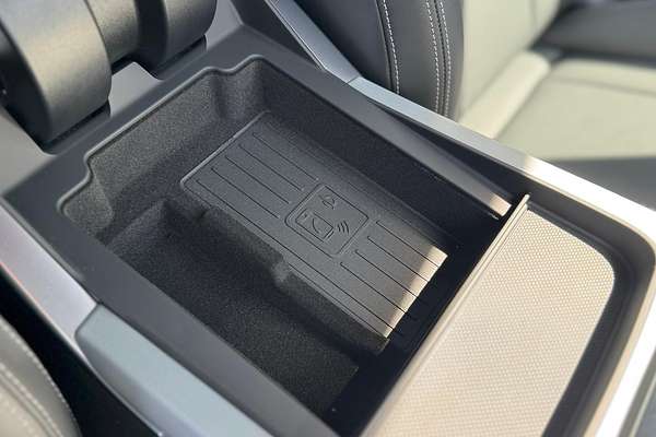 2024 Audi Q8 55 TFSI S line F1