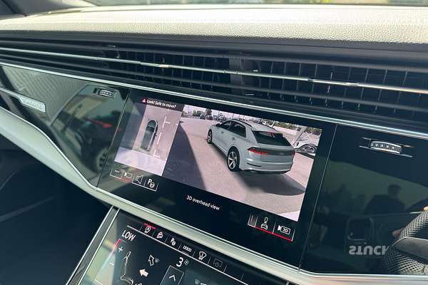 2024 Audi Q8 55 TFSI S line F1