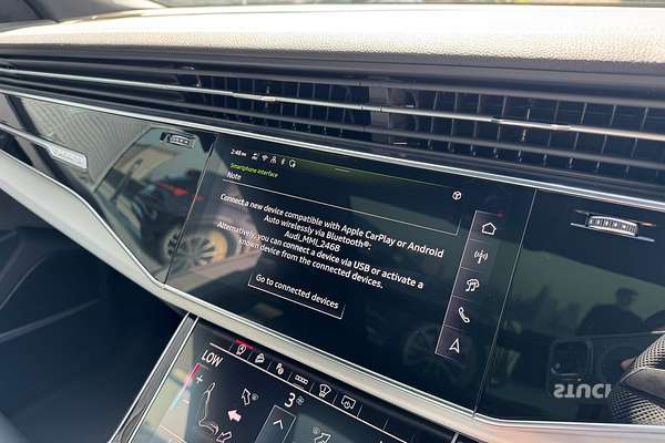 2024 Audi Q8 55 TFSI S line F1