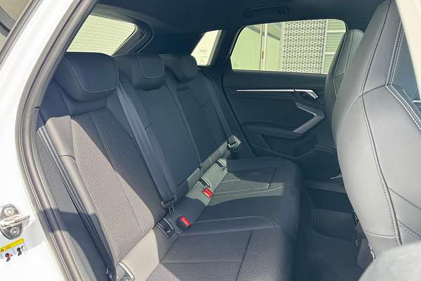 2024 Audi A3 35 TFSI S line GY