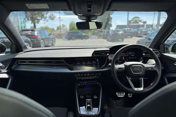 2024 Audi A3 35 TFSI S line GY