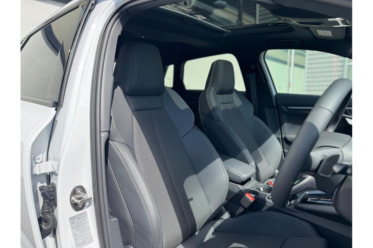 2024 Audi A3 35 TFSI S line GY