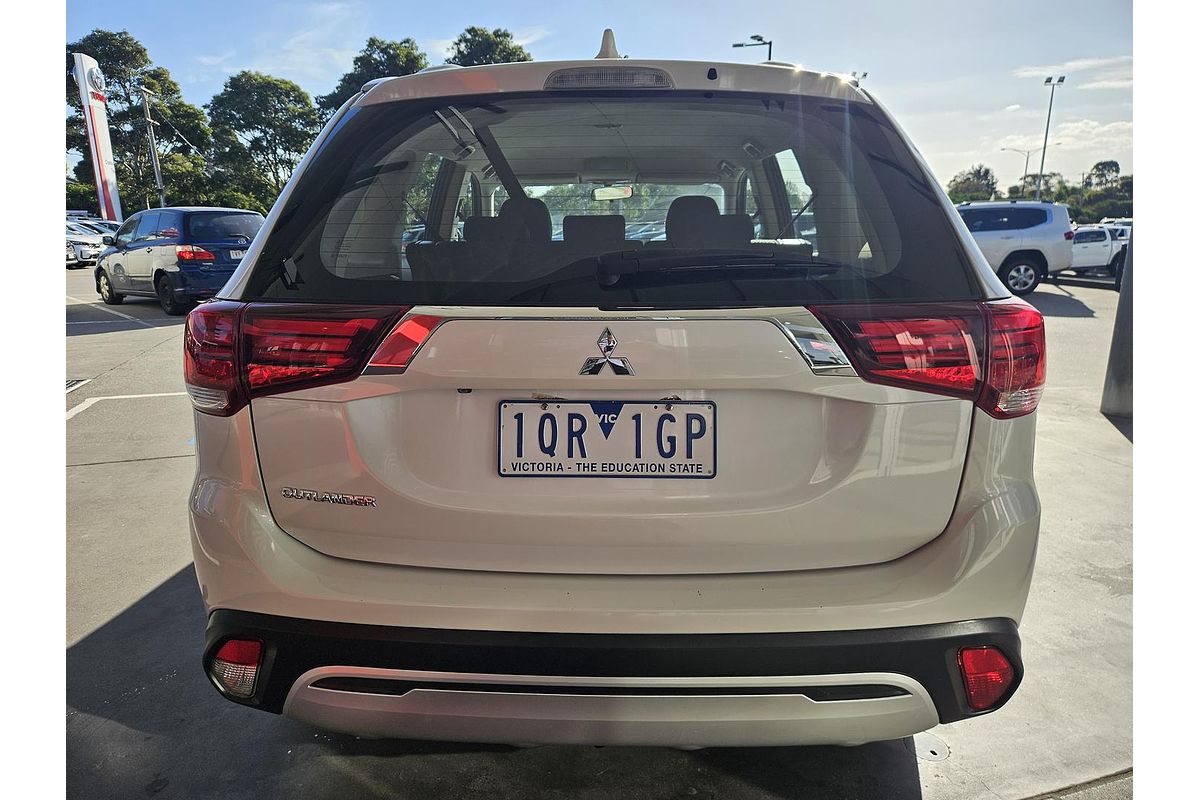 2018 Mitsubishi Outlander ES ZL