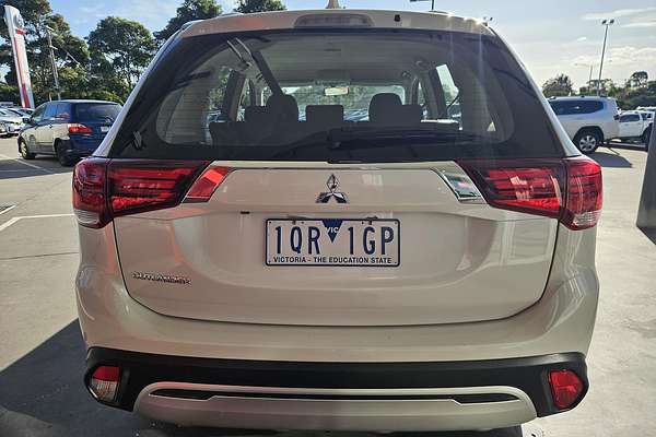 2018 Mitsubishi Outlander ES ZL