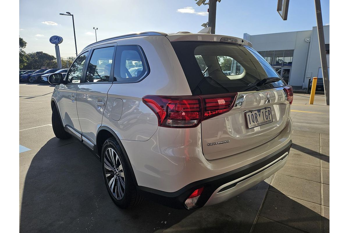 2018 Mitsubishi Outlander ES ZL