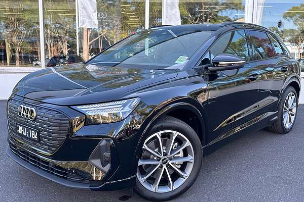 2024 Audi Q4 e-tron 55 F4
