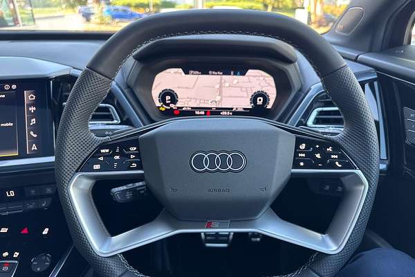 2024 Audi Q4 e-tron 55 F4