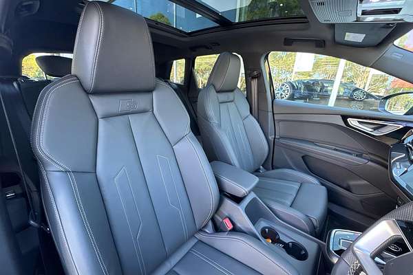 2024 Audi Q4 e-tron 55 F4