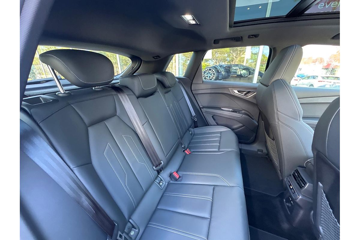 2024 Audi Q4 e-tron 55 F4