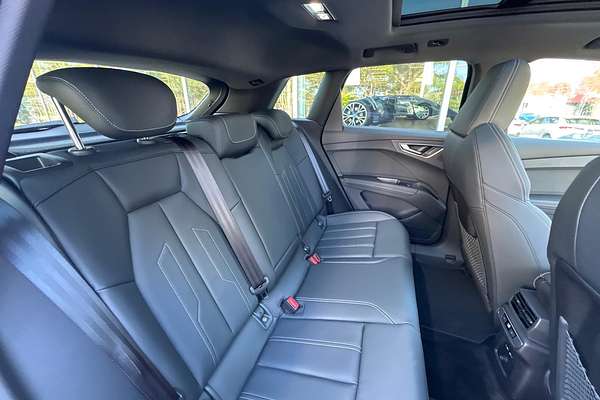 2024 Audi Q4 e-tron 55 F4