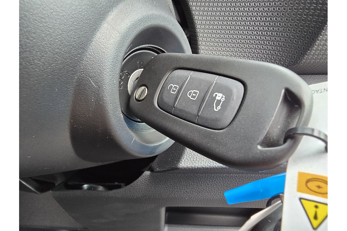2024 Renault Trafic Pro X82 SWB