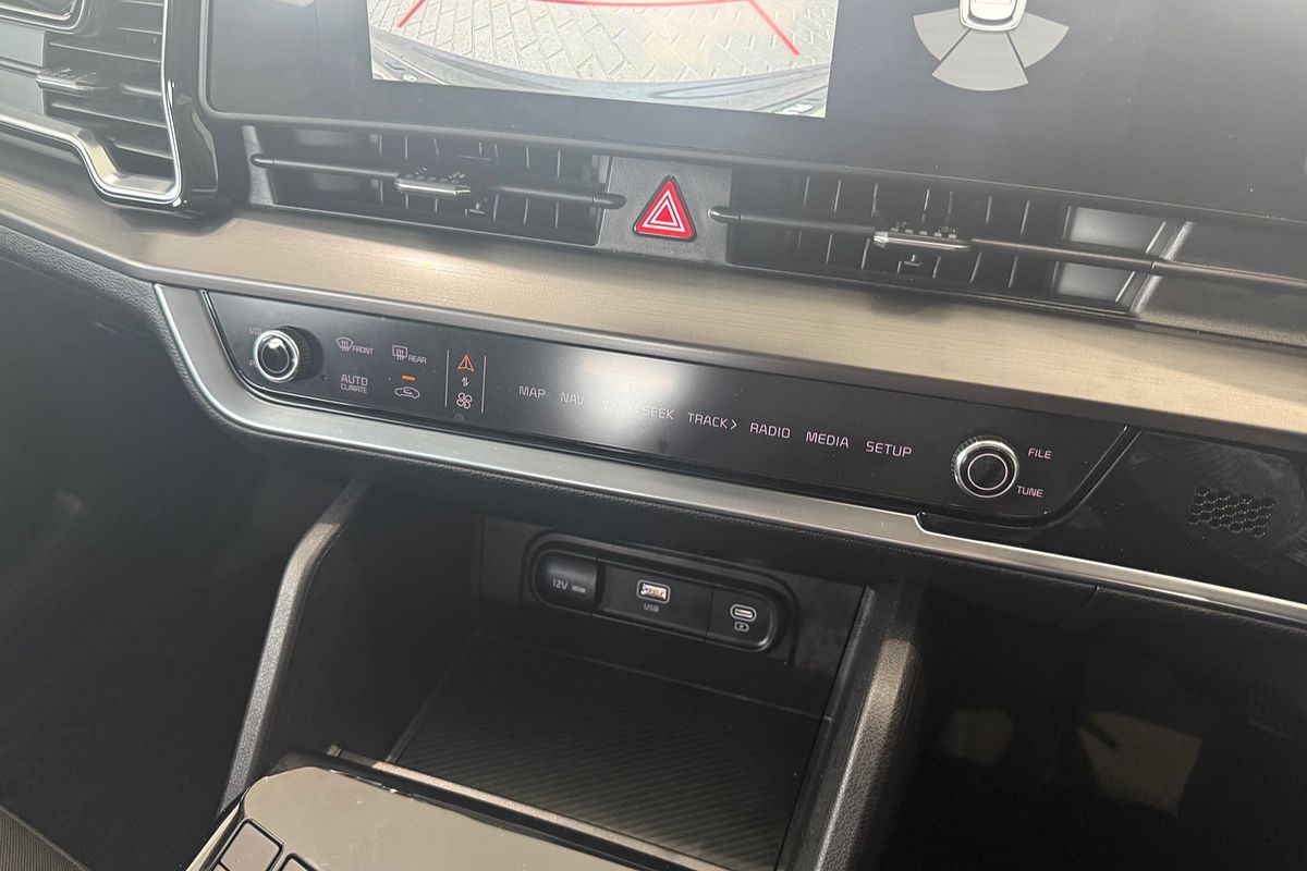 2023 Kia Sportage SX NQ5