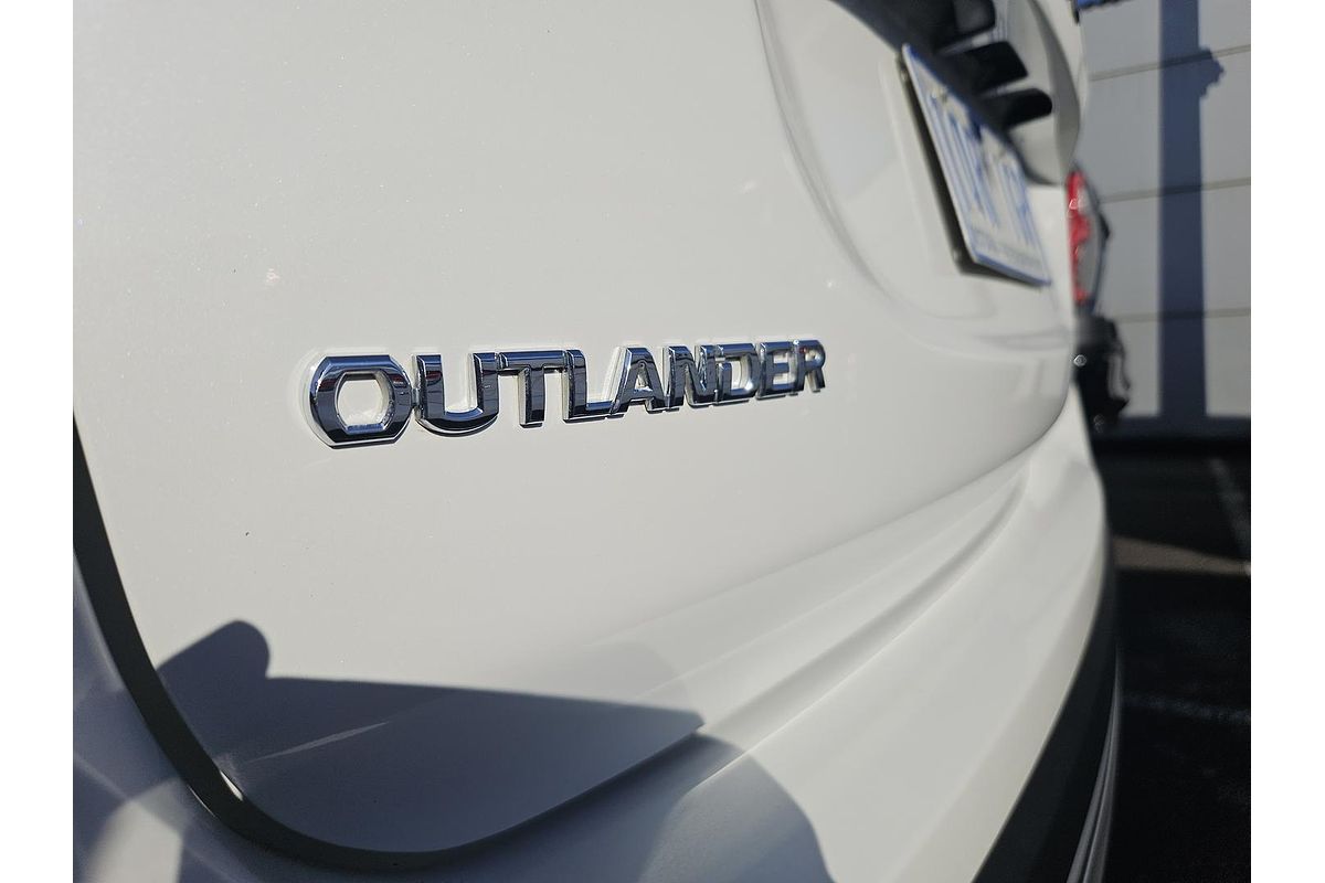 2018 Mitsubishi Outlander ES ZL