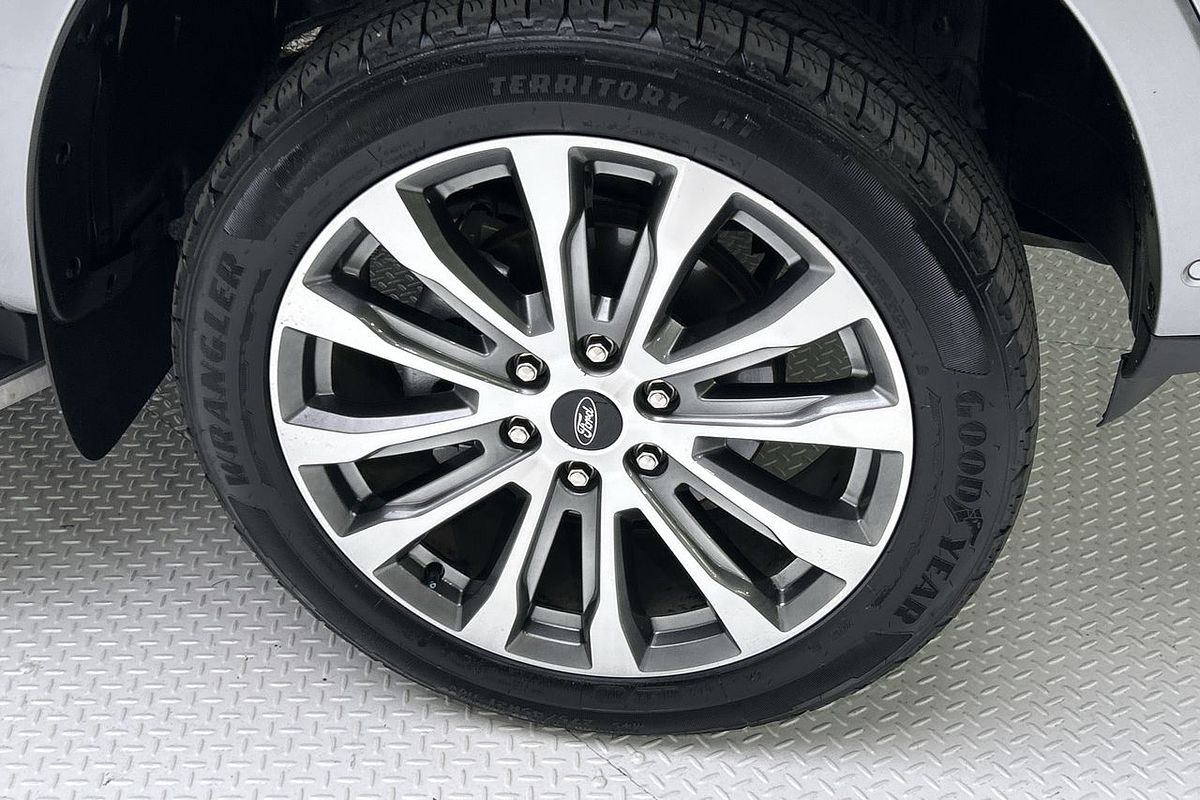2023 Ford Everest Platinum
