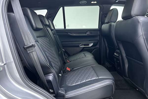 2023 Ford Everest Platinum