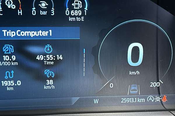 2023 Ford Everest Platinum