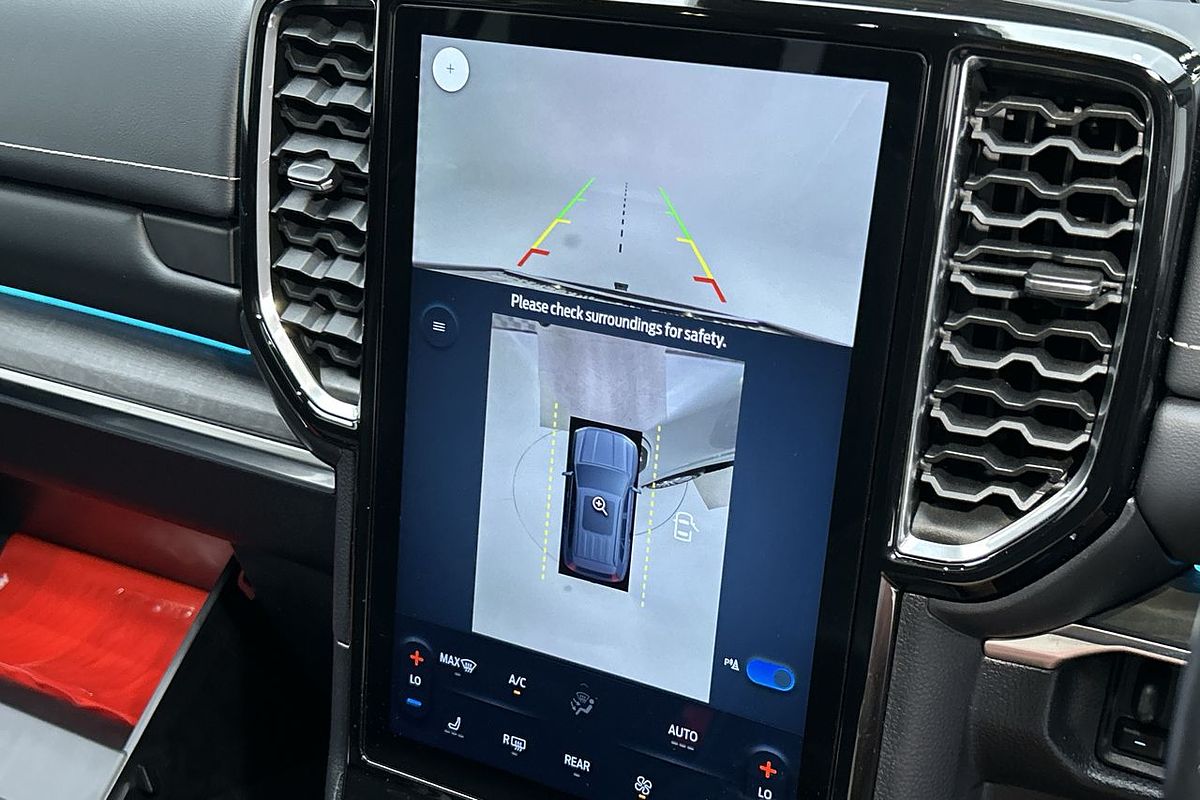 2023 Ford Everest Platinum