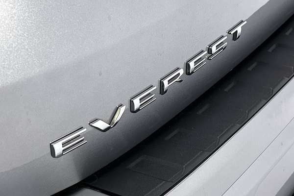 2023 Ford Everest Platinum